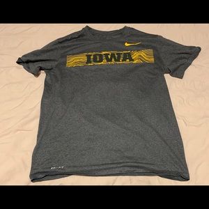 Men’s Nike Hawkeye Shirt